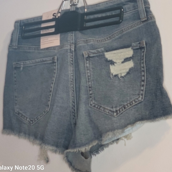 SO (GOOD FOR LIFE), light blue, distressed denim cutoff shorts. SZ 11/30. NWT. - Picture 2 of 7